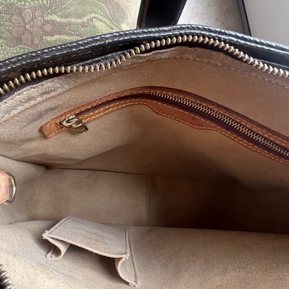 Louis Vuitton Dark Brown Monogram Shoulder Bag with Tan Looping  Strap - Picture 5 of 11